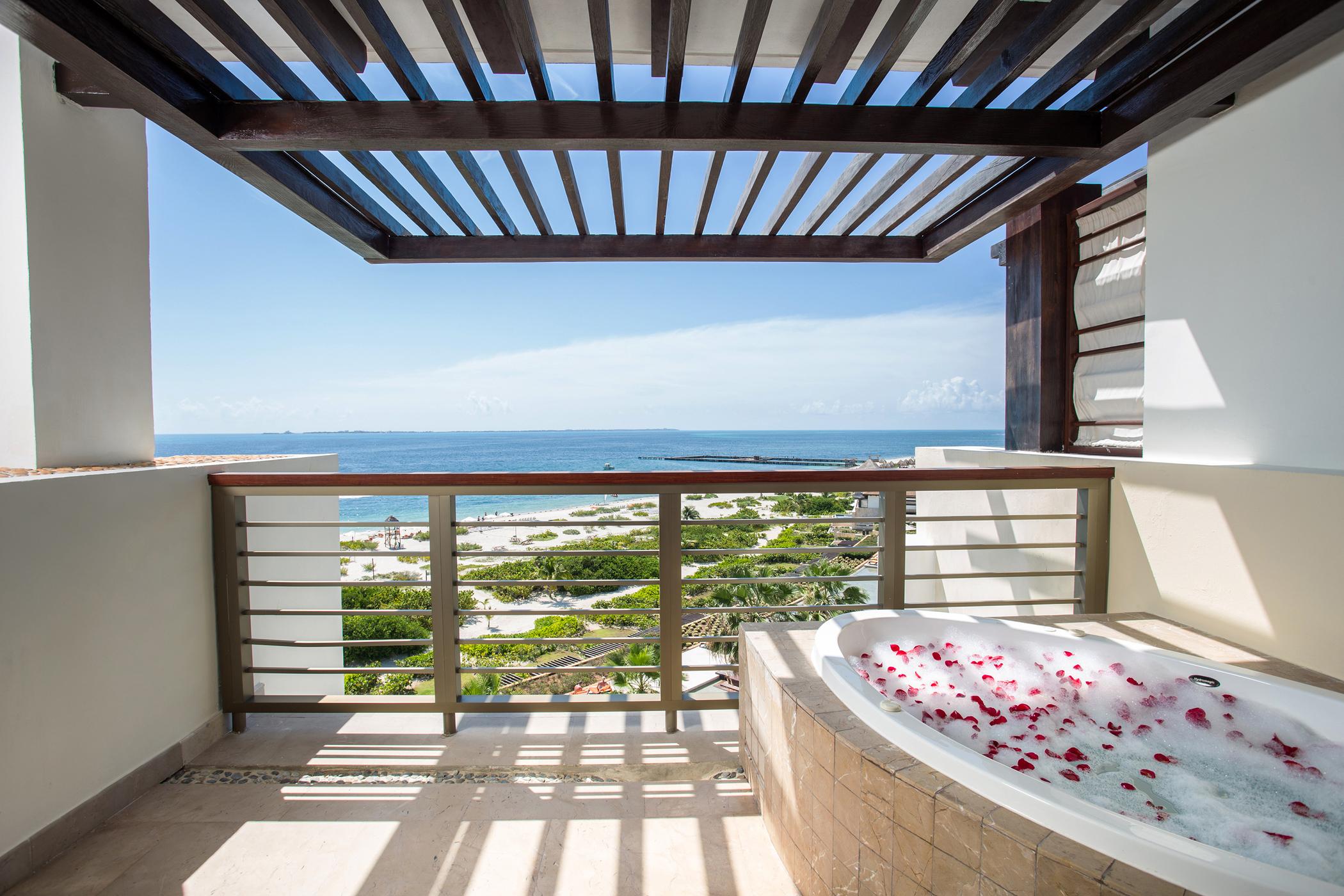 Secrets Playa Mujeres Golf & Spa Resort (Adults Only) Cancun Ngoại thất bức ảnh